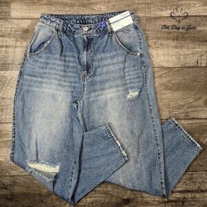 Arizona Jean Co. Juniors Highest Rise Mom Jeans Size 11